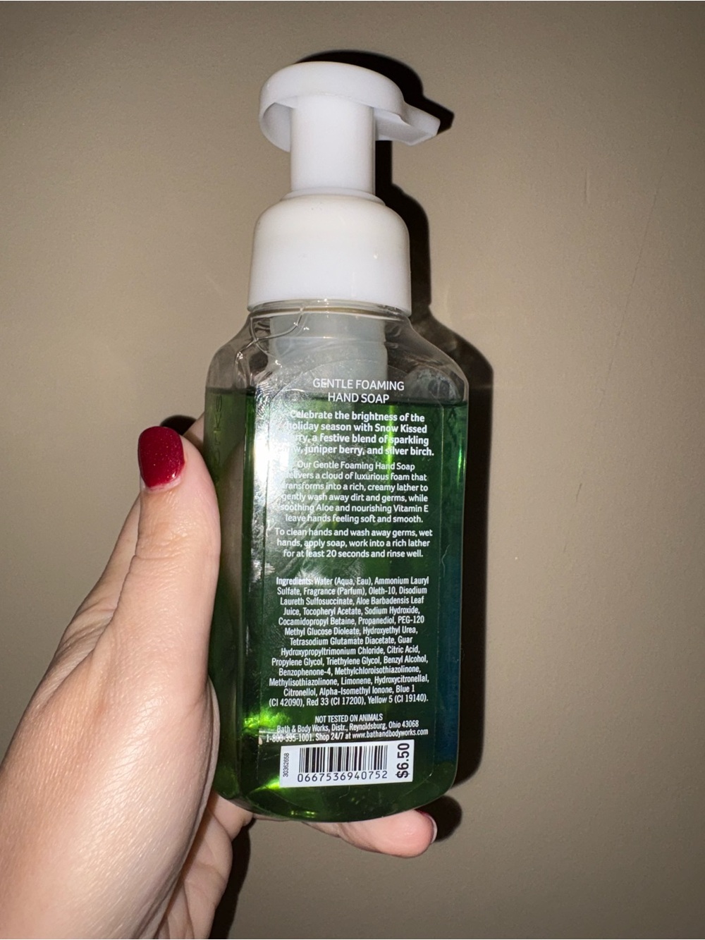Bath & Body Works Snow Kissed Berry Gentle Foaming Hand Soap - White Pump - Picture 2 of 2